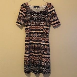 Francesca Aztec Print Midi Dress Size Medium